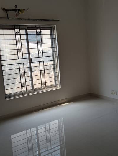 4 MARLA LIKE BRAND NEW HOUSE AVAILABLE FOR SALE