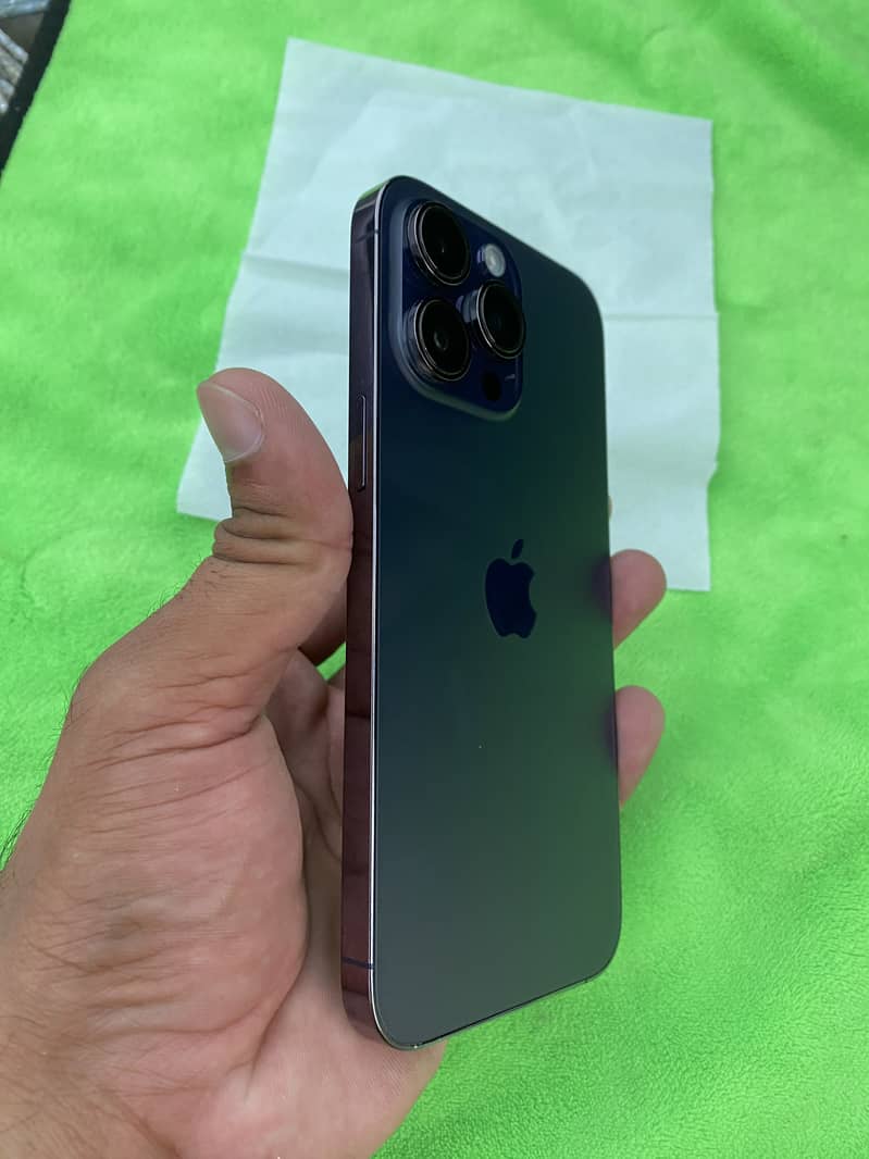 Apple iPhone 14 Pro Max 3