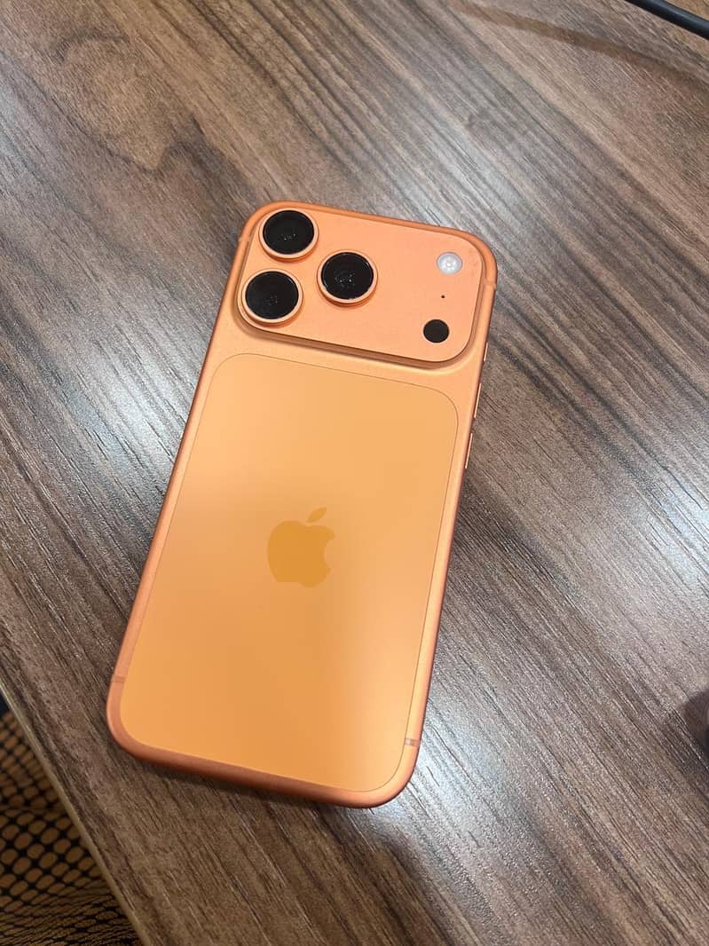 Apple iPhone 17 Pro 0