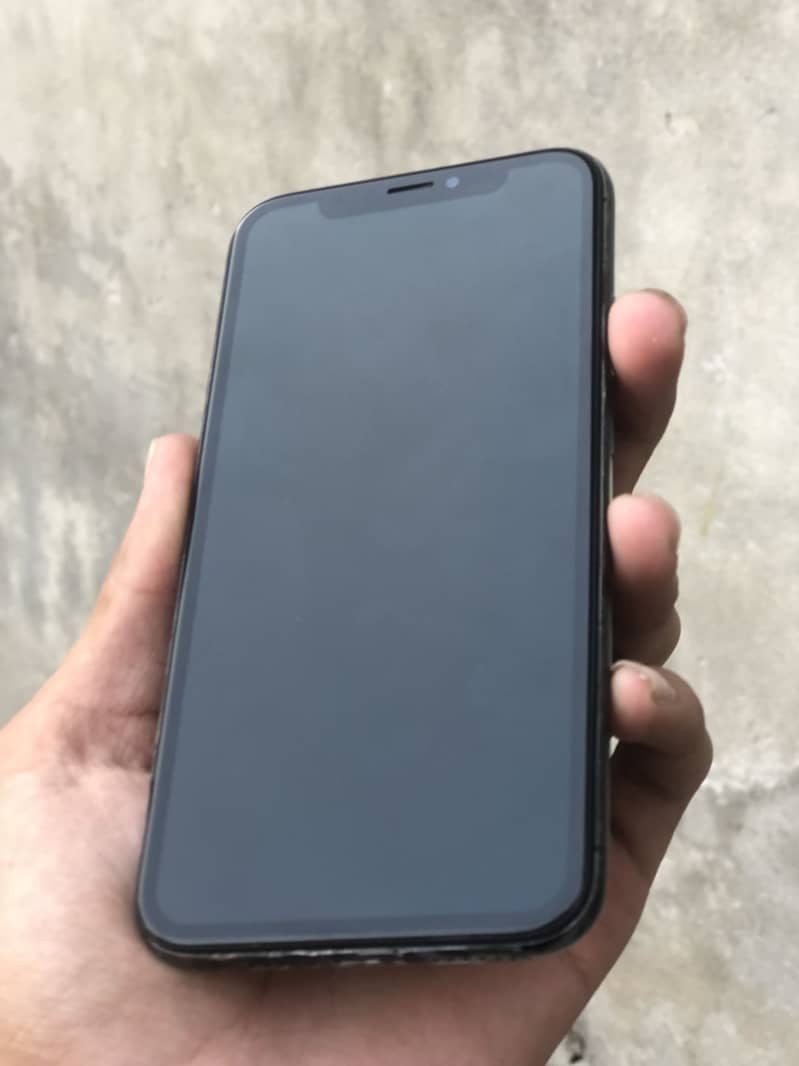Apple iPhone XS 0