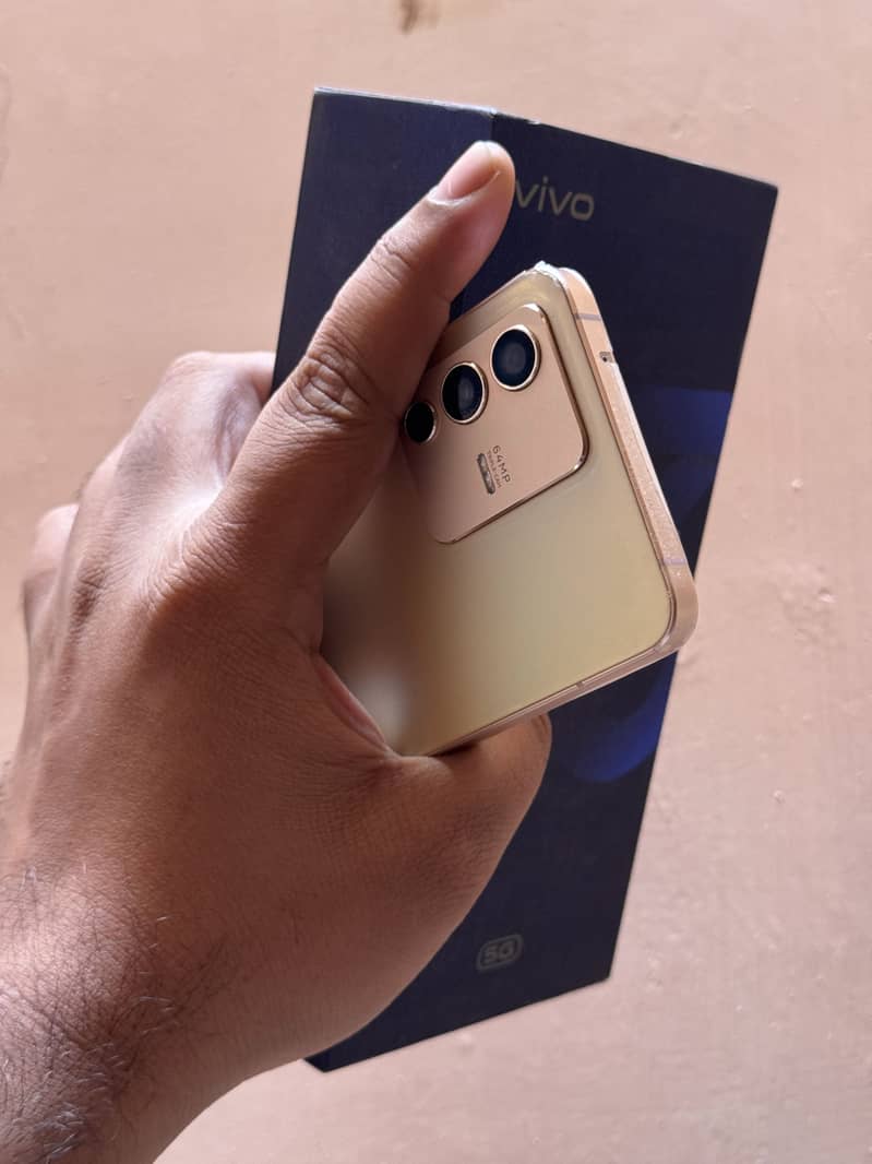 Vivo V23 6