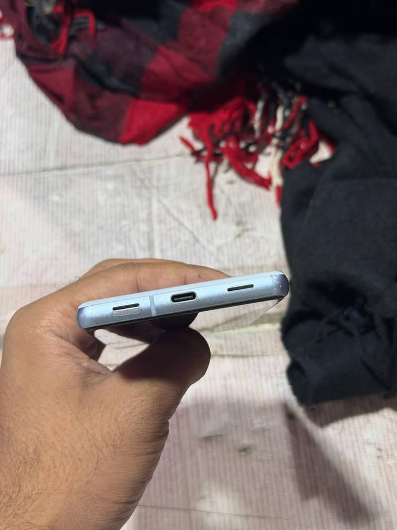 Google Pixel 7a 3