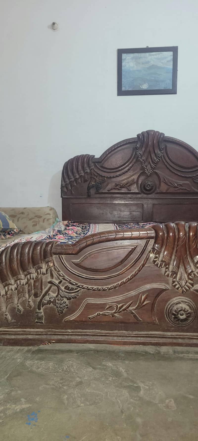 Tali King Size Bed 2