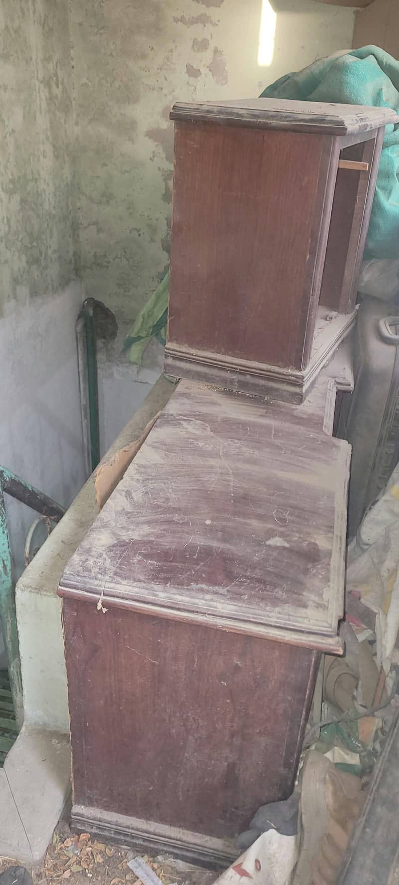 Tali King Size Bed 4