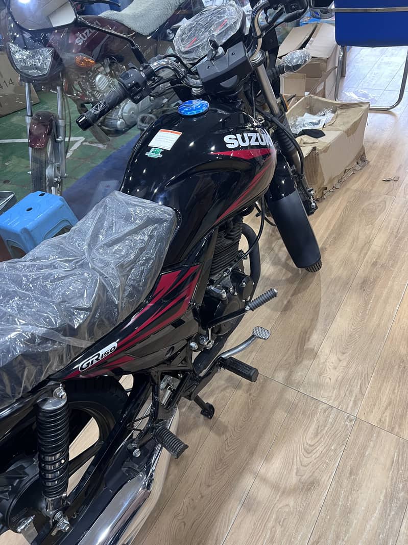 Suzuki gr150 0