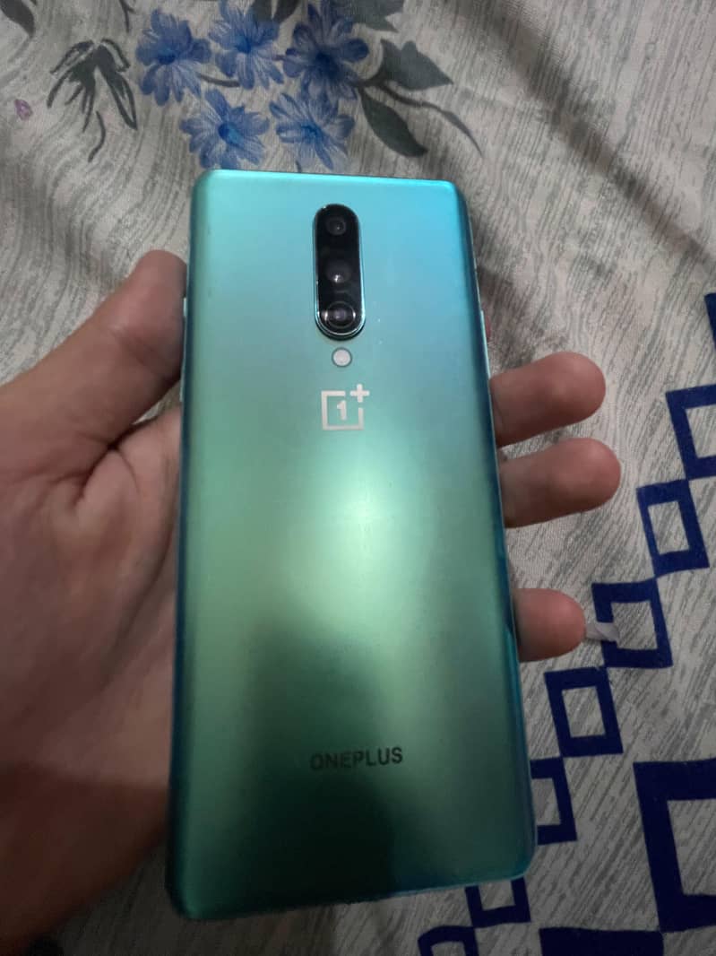 One Plus 8 8/128 2