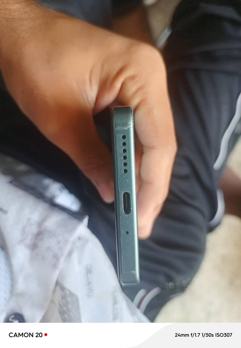 Xiaomi Redmi Note 13 Pro 3