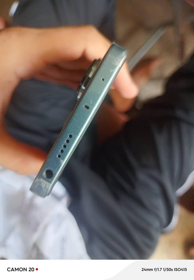 Xiaomi Redmi Note 13 Pro 4