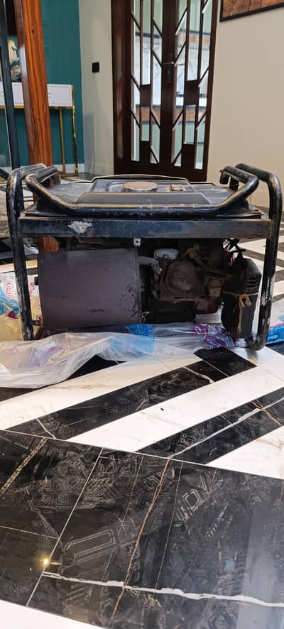 Jian Dong (JD) Petrol Generator - 220V Single Phase / Used Generator