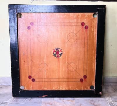 Carom Board in Good Condition