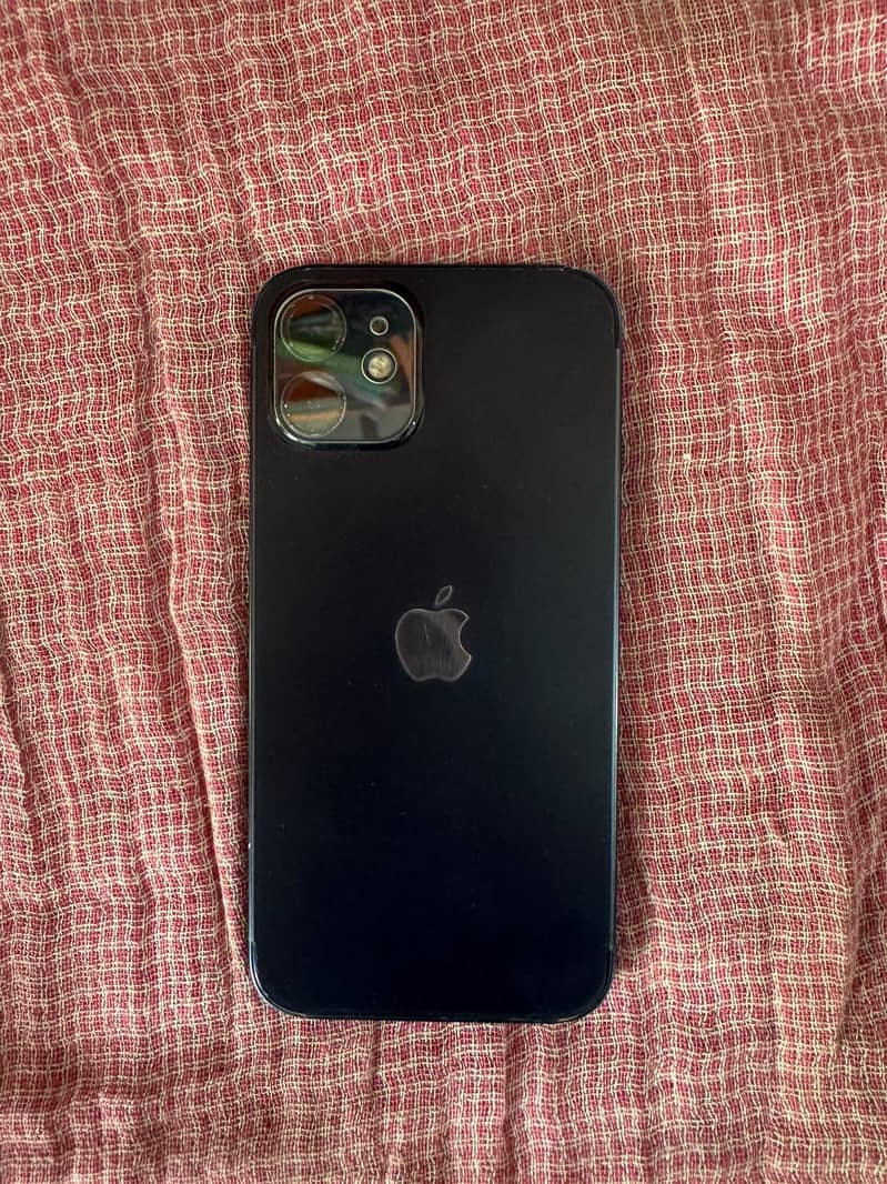 Apple iPhone 12 1