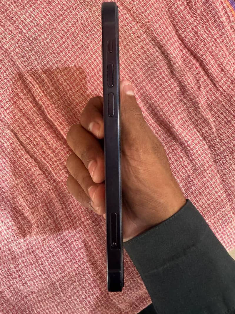 Apple iPhone 12 5