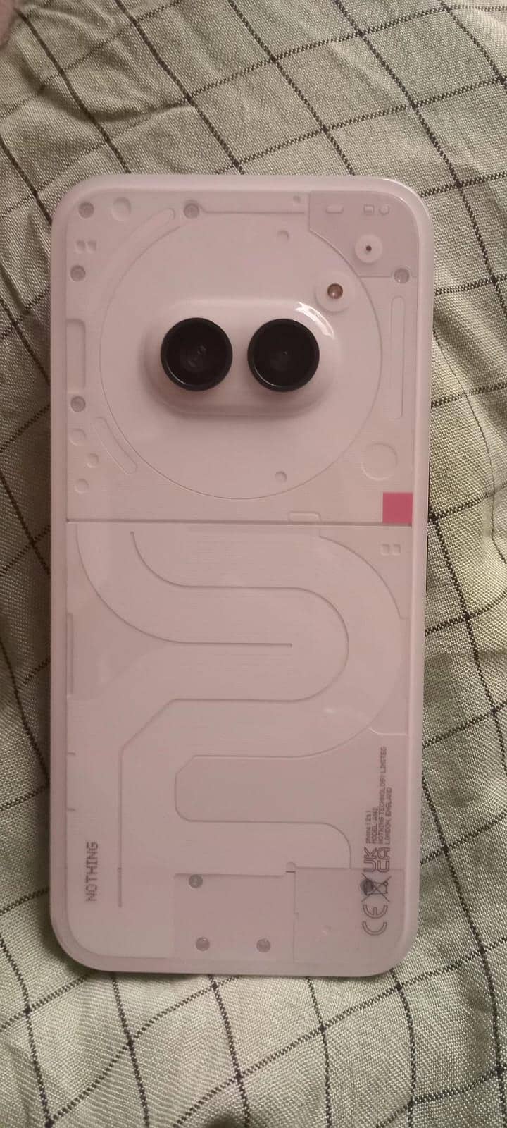 Nothing Phone 2a 7