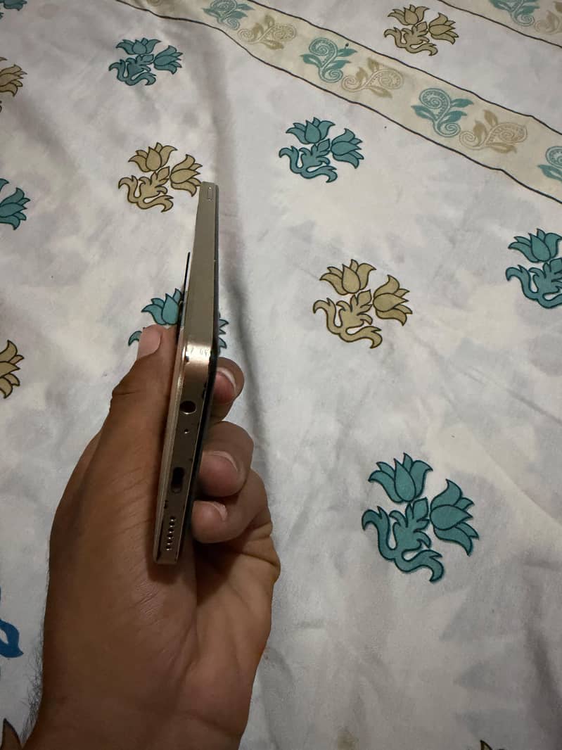 Tecno spark 20C 1