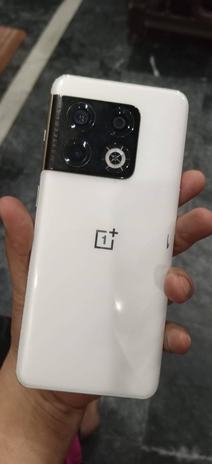One Plus 10 Pro 3