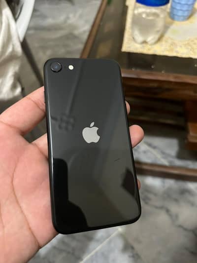 Apple iPhone SE