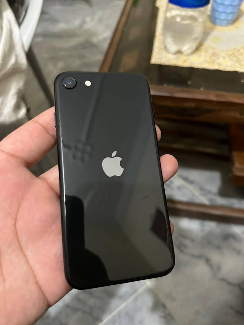 Apple iPhone SE 0