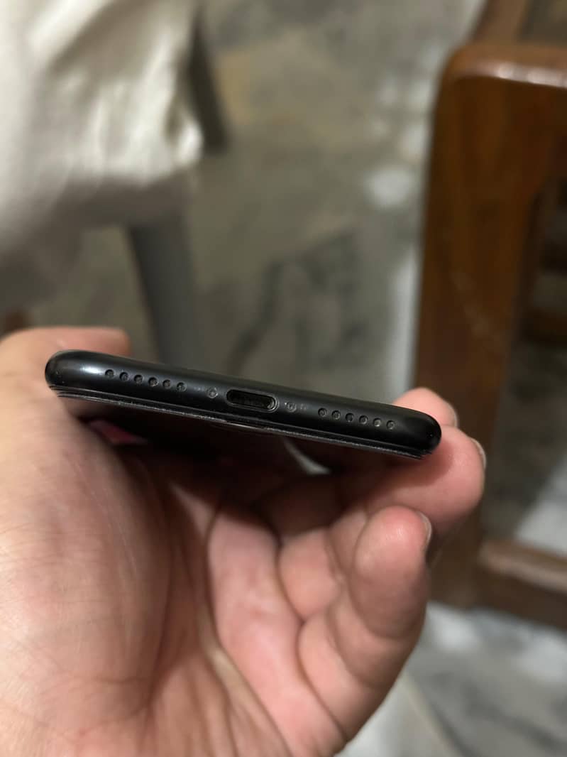 Apple iPhone SE 4