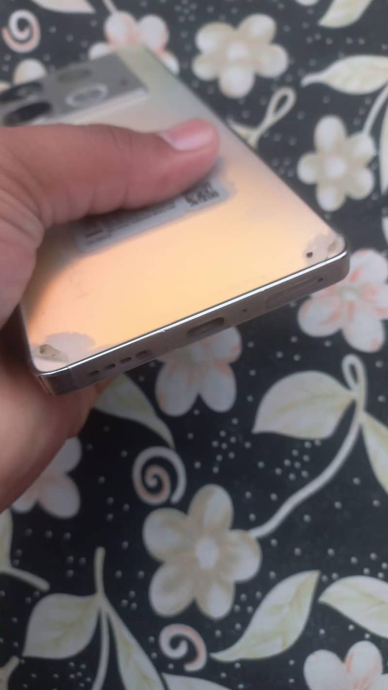 Infinix Note 40 4