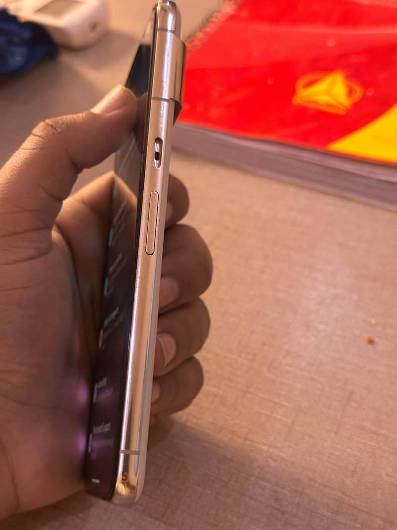 Google Pixel 8 Pro 7