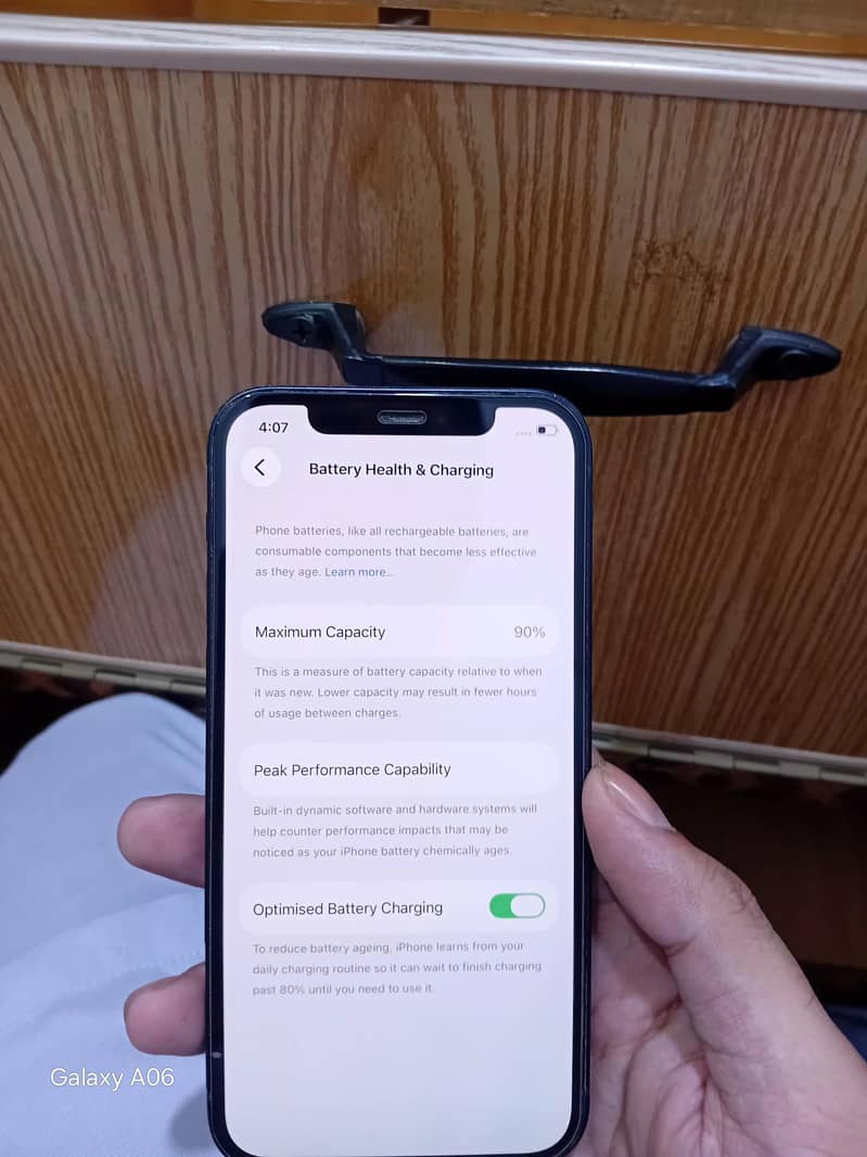 Apple iPhone 12 0