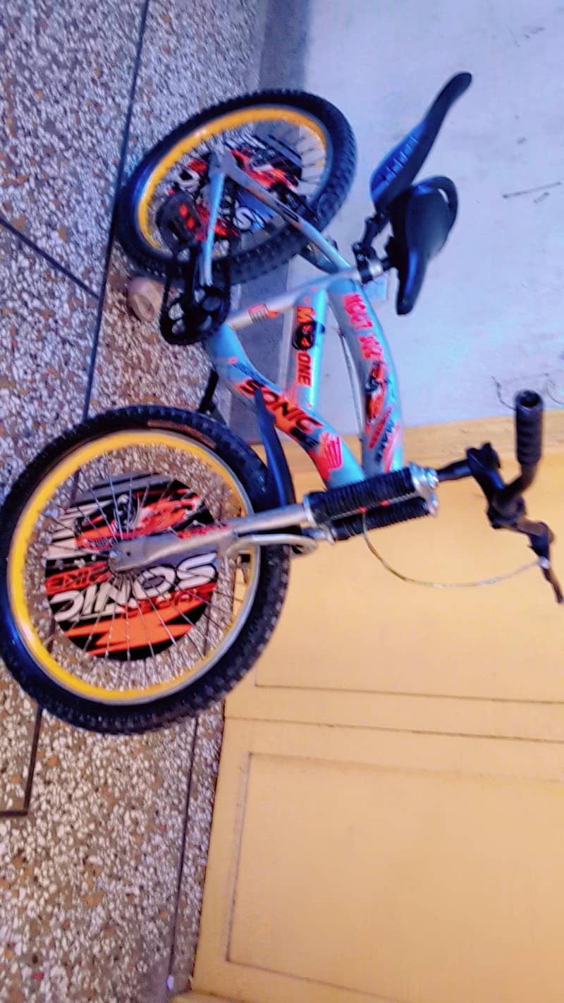 Sonic cycle size 20" 3
