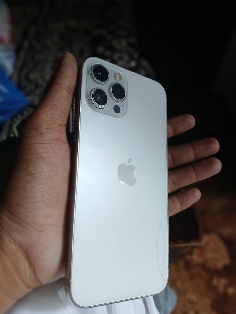 Apple iPhone 12 Pro Max 10