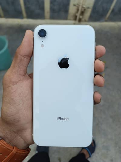 Apple iPhone XR
