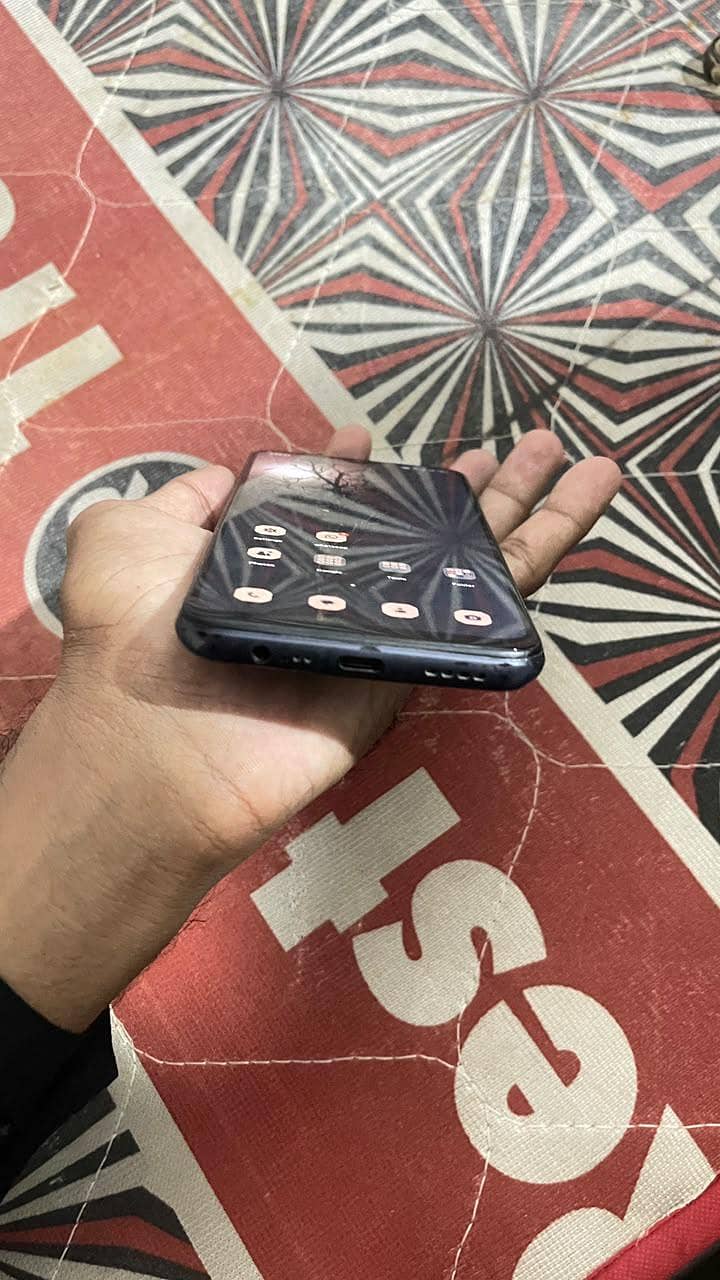 Realme C25s 1