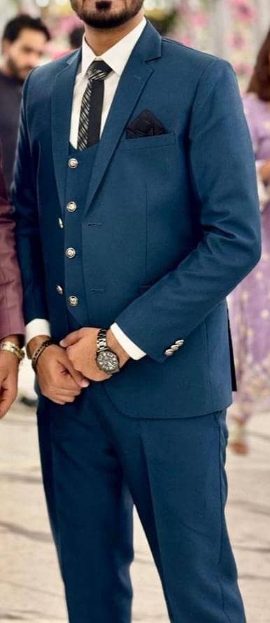 Pent Coat 10/10 condition 1