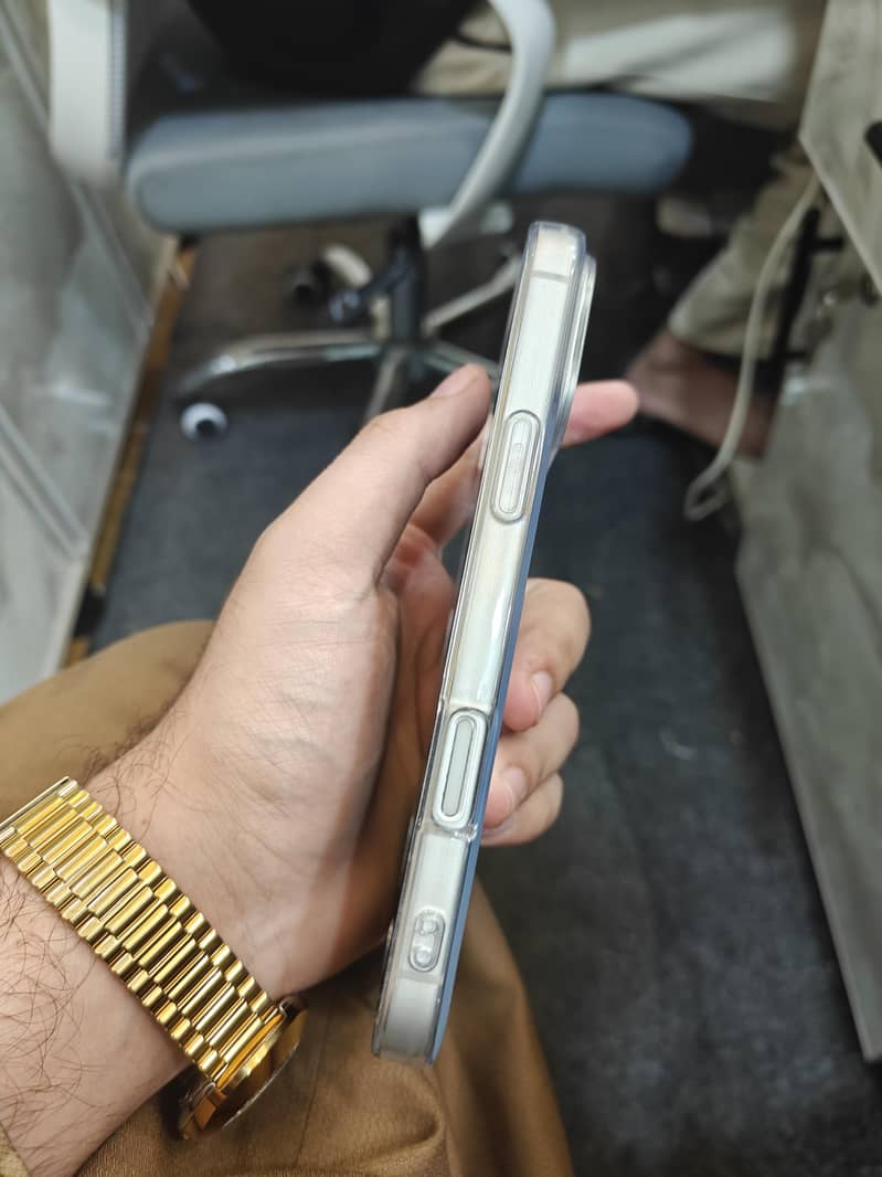 Apple iPhone 17 Pro Max 2