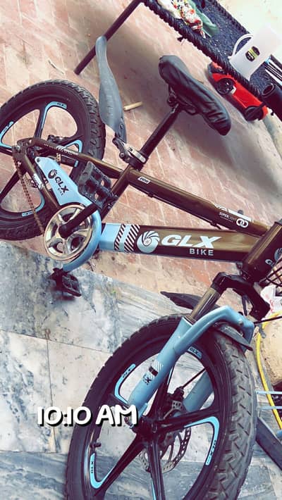 glx bicycle Montain bike 2025 me li thi 8 months  use ha true original