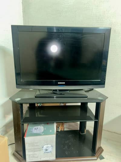 Stylish TV Trolley / TV Stand with Glass Shelves