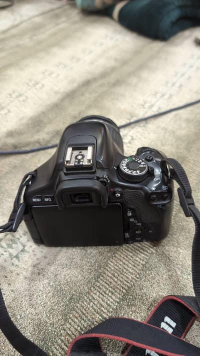 DSLR Camera