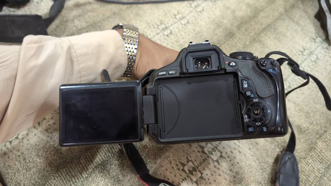 DSLR Camera 2