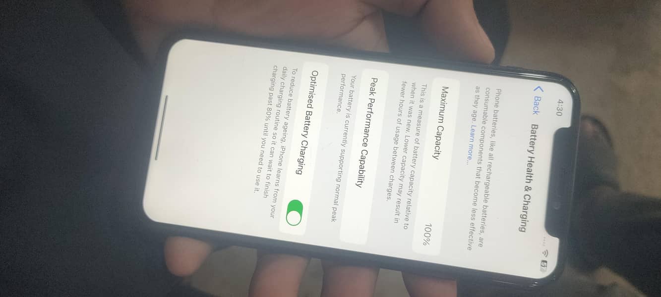 Apple iPhone X 4