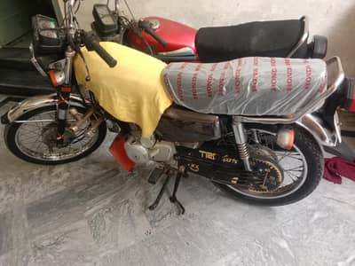 Self start 125 mint condition