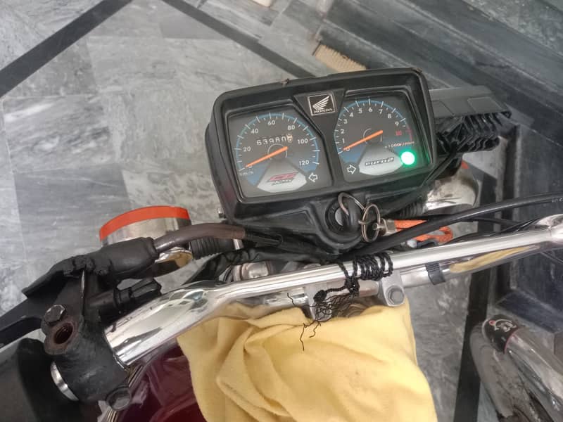 Self start 125 mint condition 3