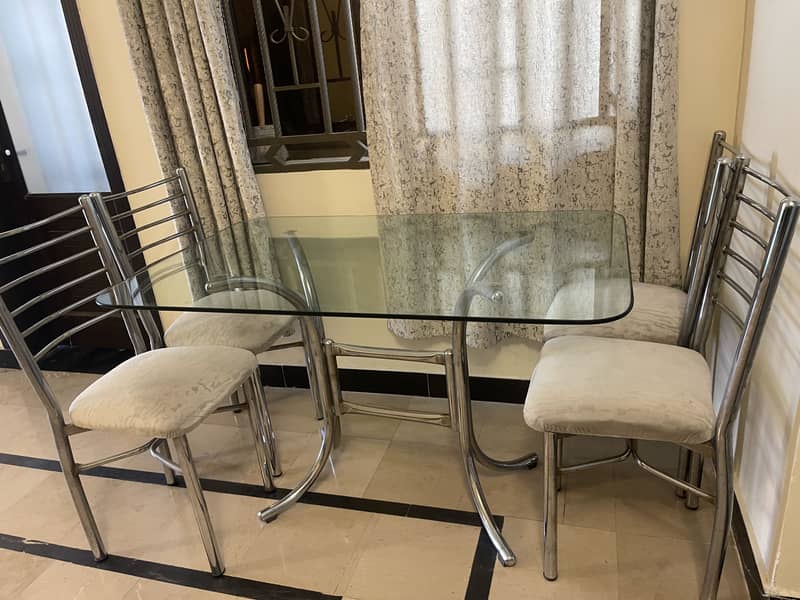 4 seater dining table 1