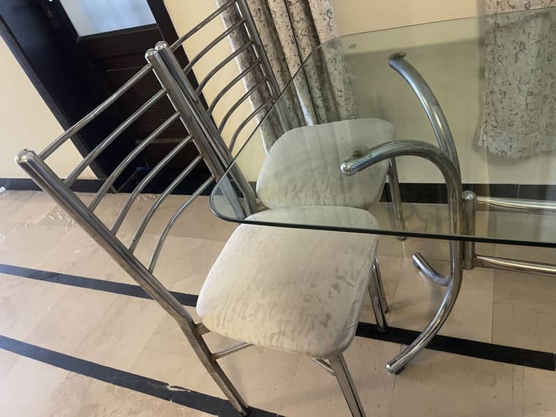 4 seater dining table 3