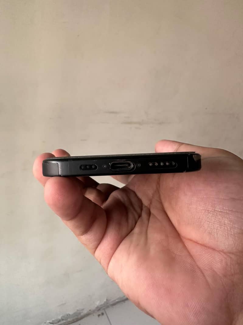 Apple iPhone 15 bypass 3