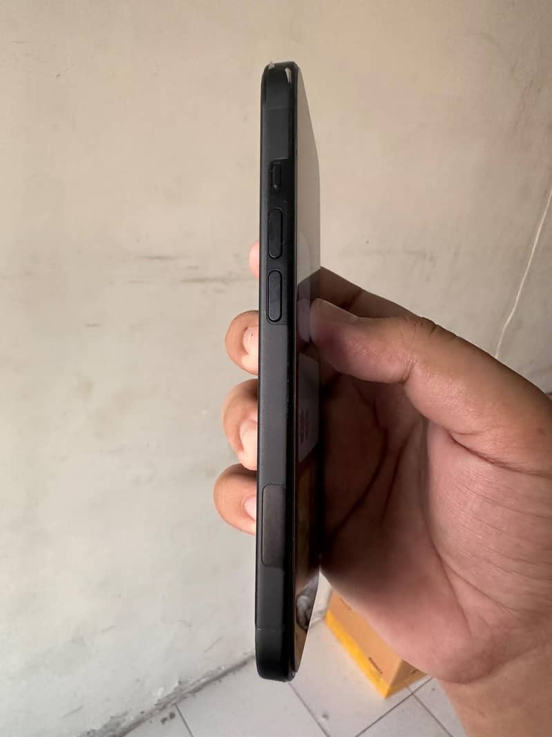 Apple iPhone 15 bypass 5