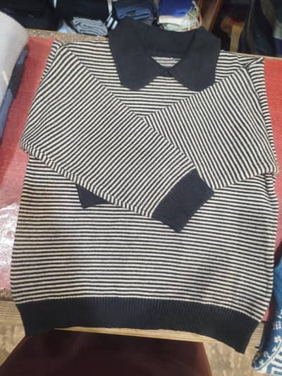 Baby wool sweeaters pre loved