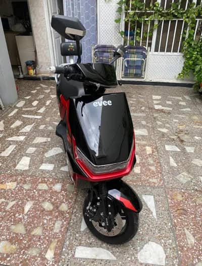 evee electric Scooty for sale
