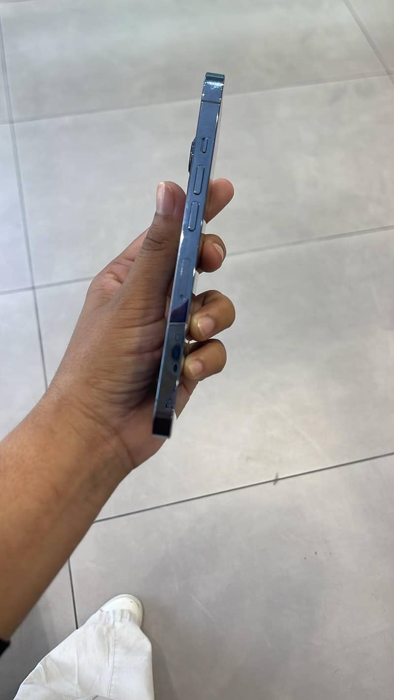 Apple iPhone 13 Pro 1