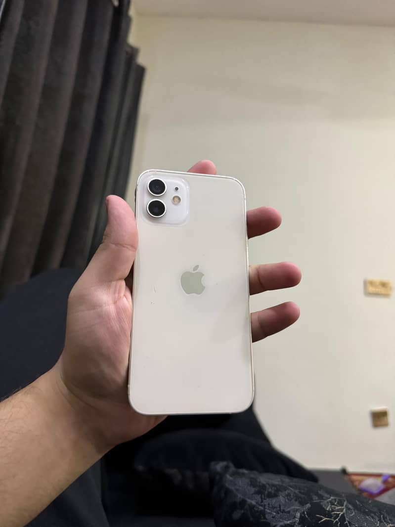 Apple iPhone 12 0