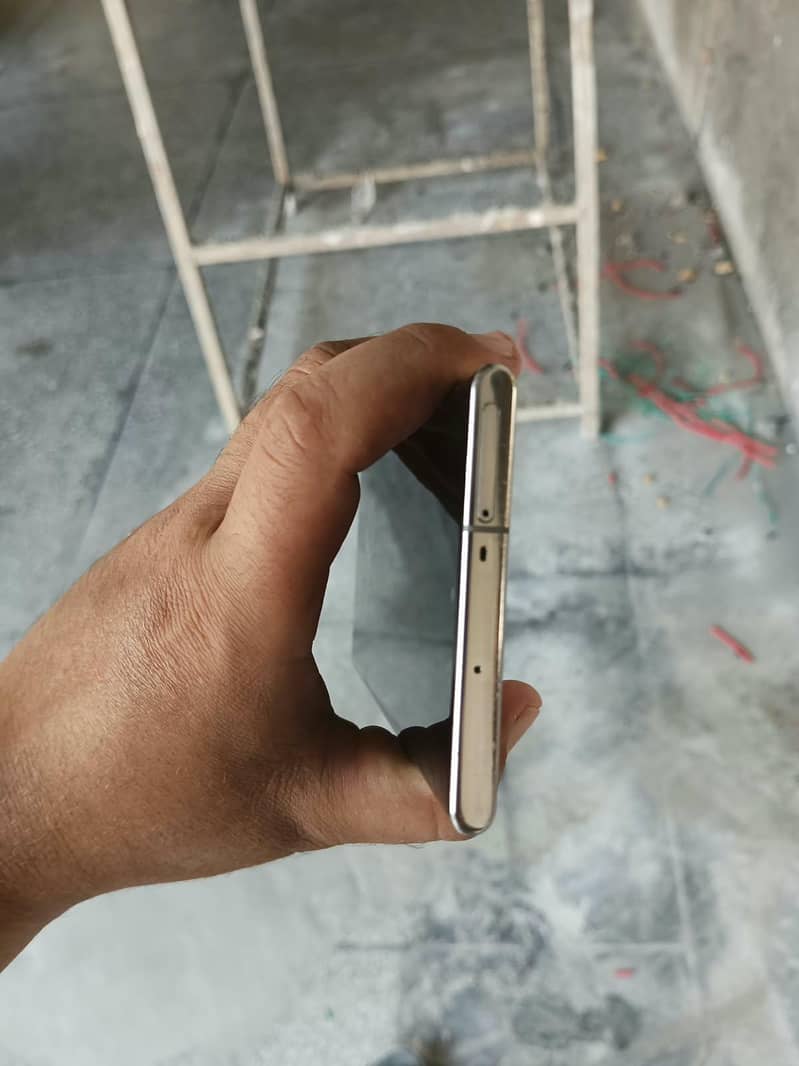 Samsung Mobile Note 10 Plus 3
