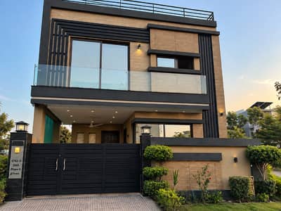 DHA Phase Phase 9 Town, 05 Marla, 03 Bed, Fully Furnished Luxurious House For Rent.