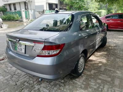 Honda City Vario 2004 10/10 condition Bater Corolla