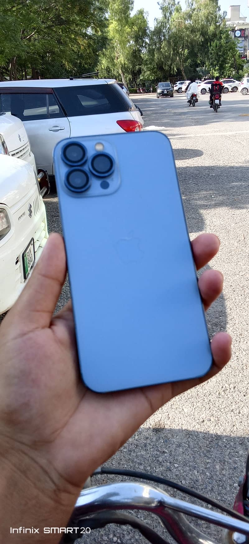 Apple iPhone 13 Pro Max 3